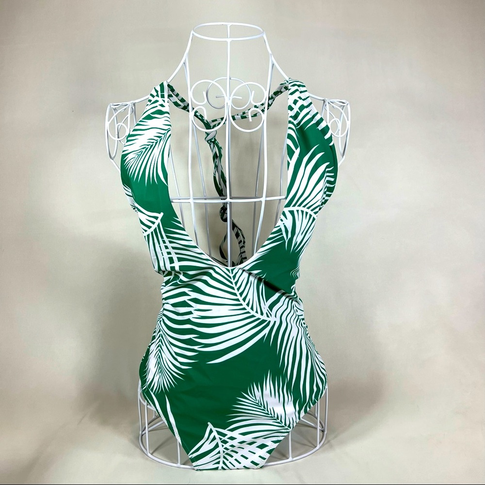Plunging Vaca One-piece